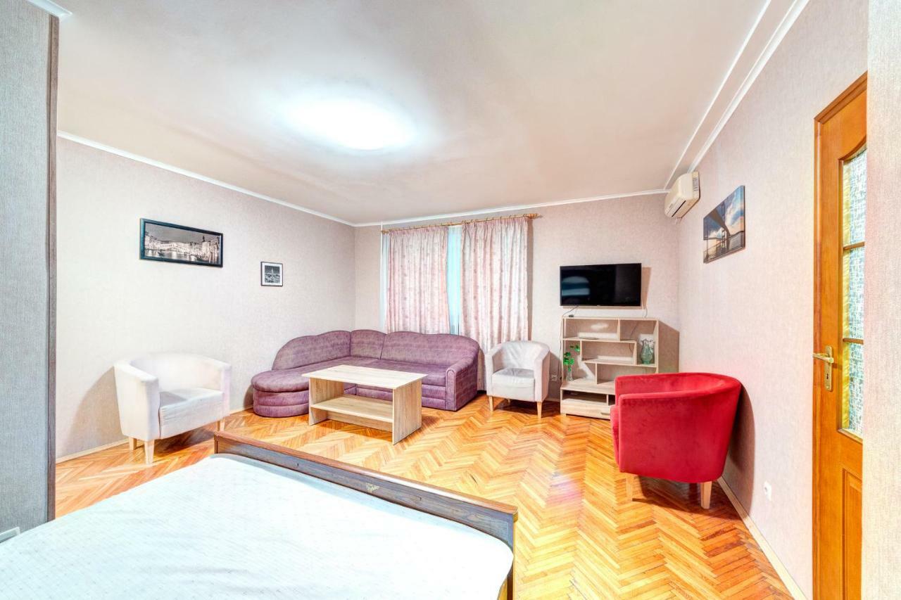 Apartments Near The Palace Of Sports Kiev Luaran gambar