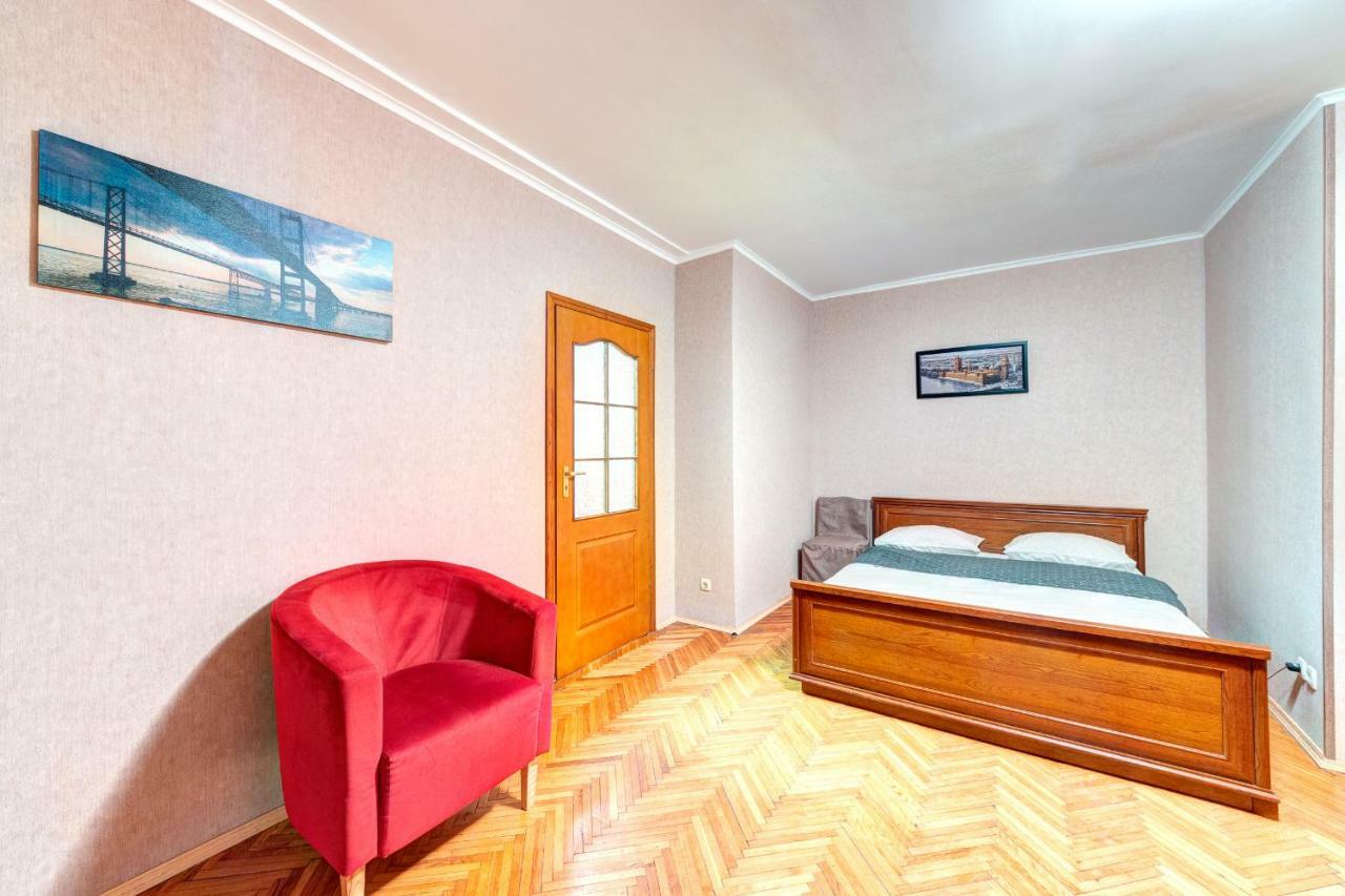 Apartments Near The Palace Of Sports Kiev Luaran gambar