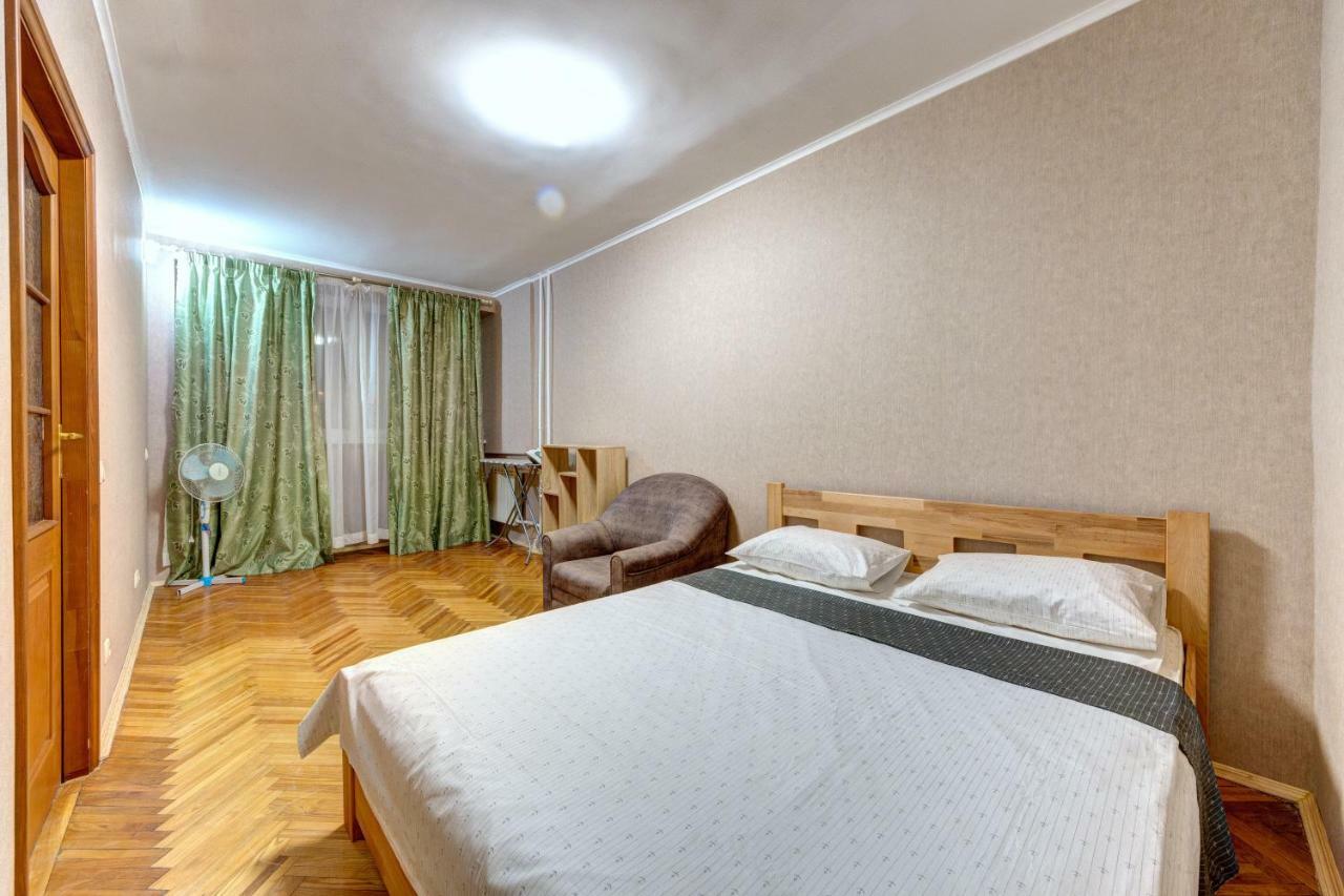 Apartments Near The Palace Of Sports Kiev Luaran gambar